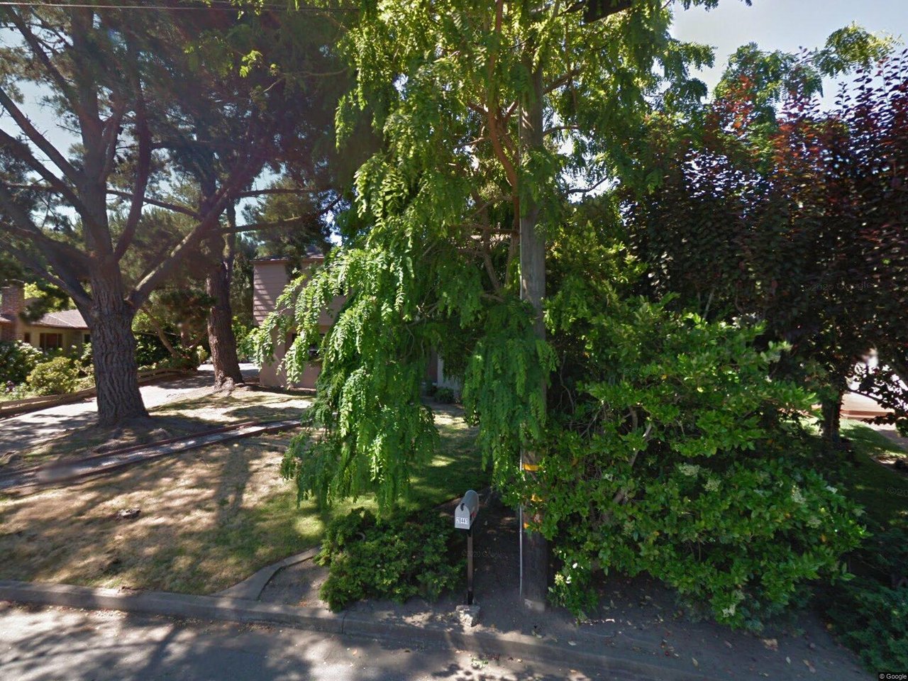 26441 Riverside Way