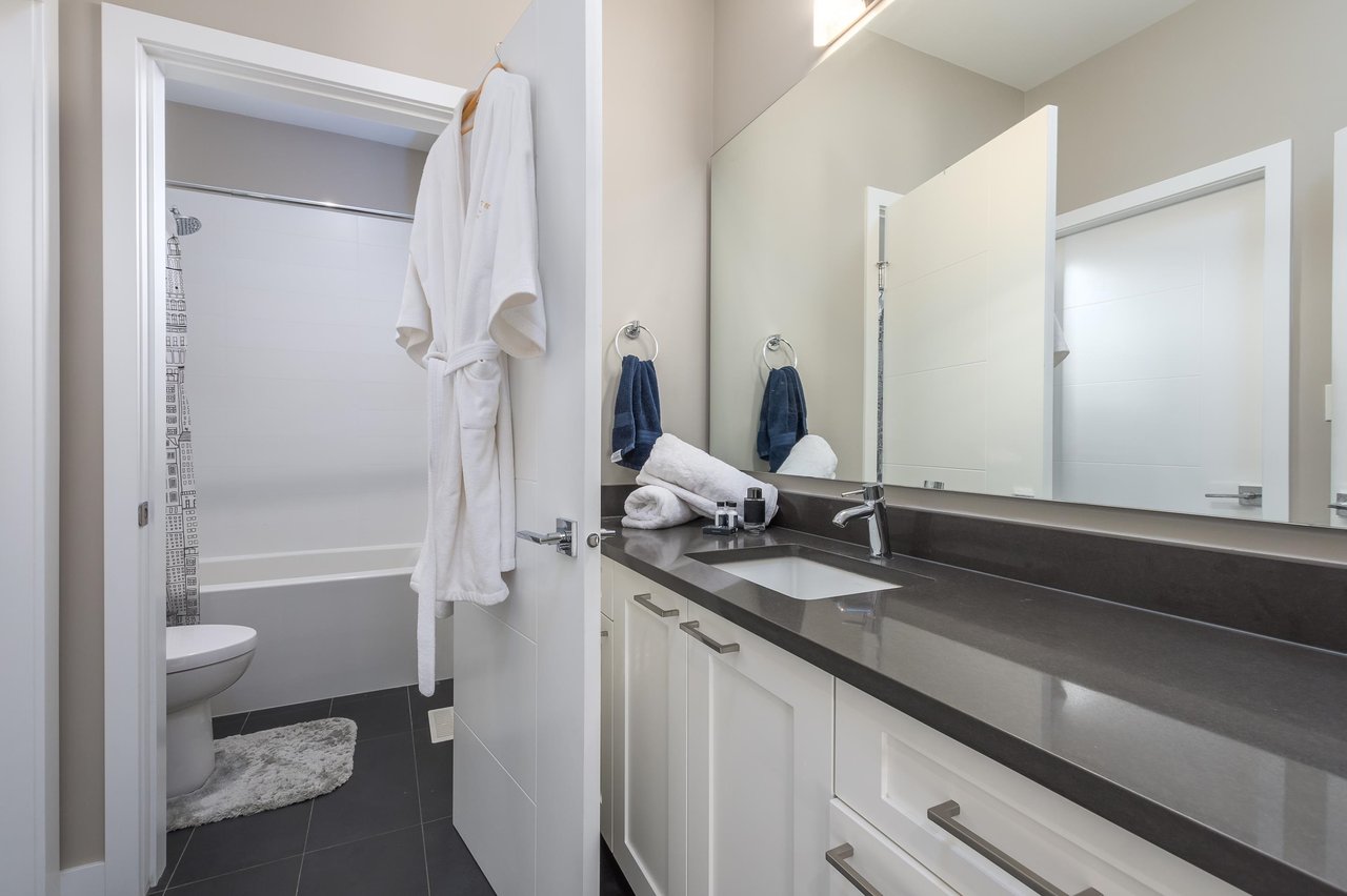 39279 Mockingbird Cres