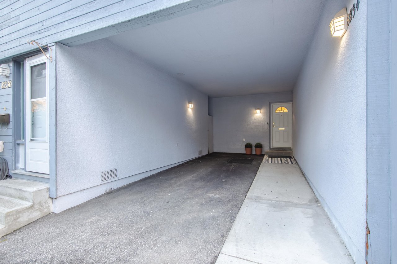8234 Rosswood Pl