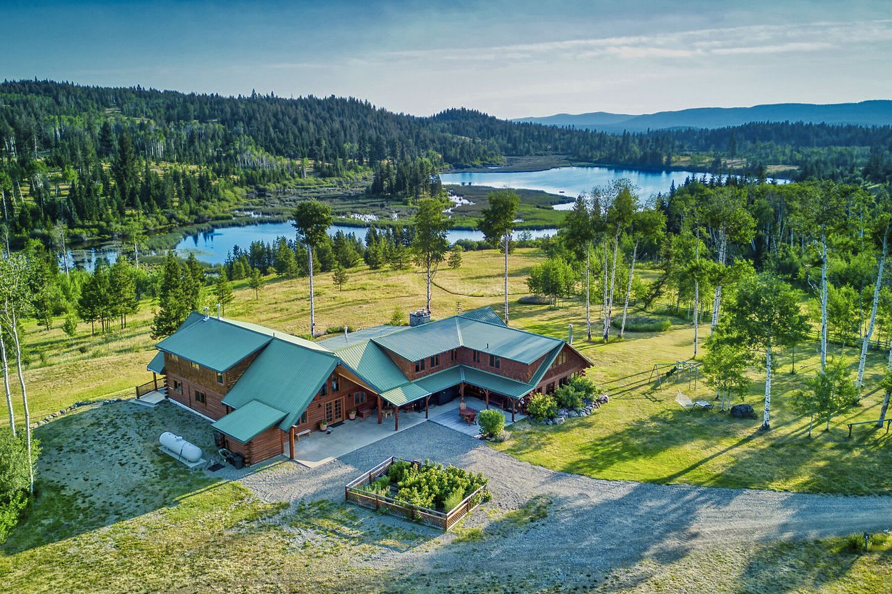 Windy Hills Lakefront Retreat