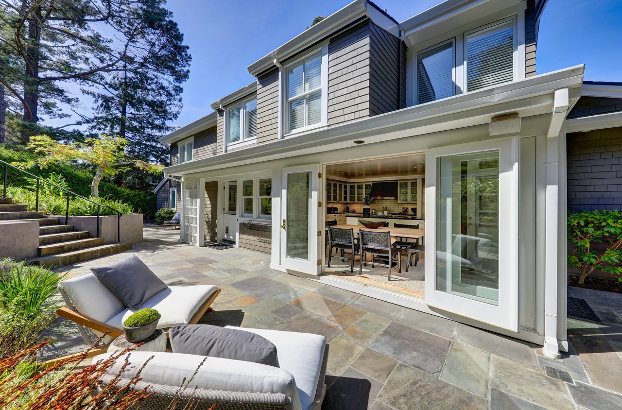 Inviting and Comfortable Living