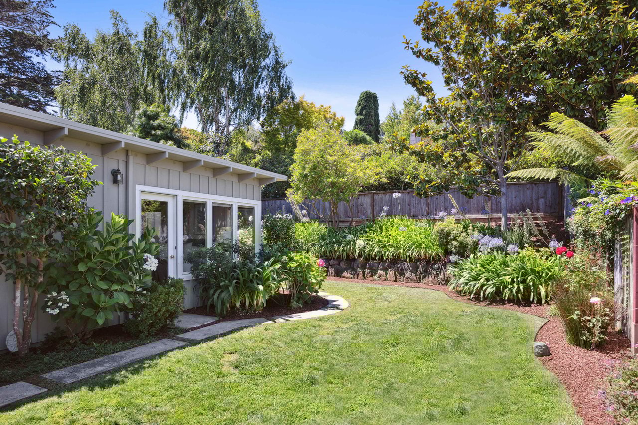 Charming Single Level Home on the Belvedere 'Flats'