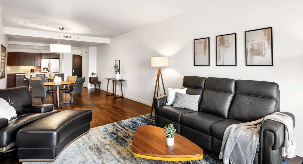 Just Sold | 1310 NW Naito Pkwy Condo