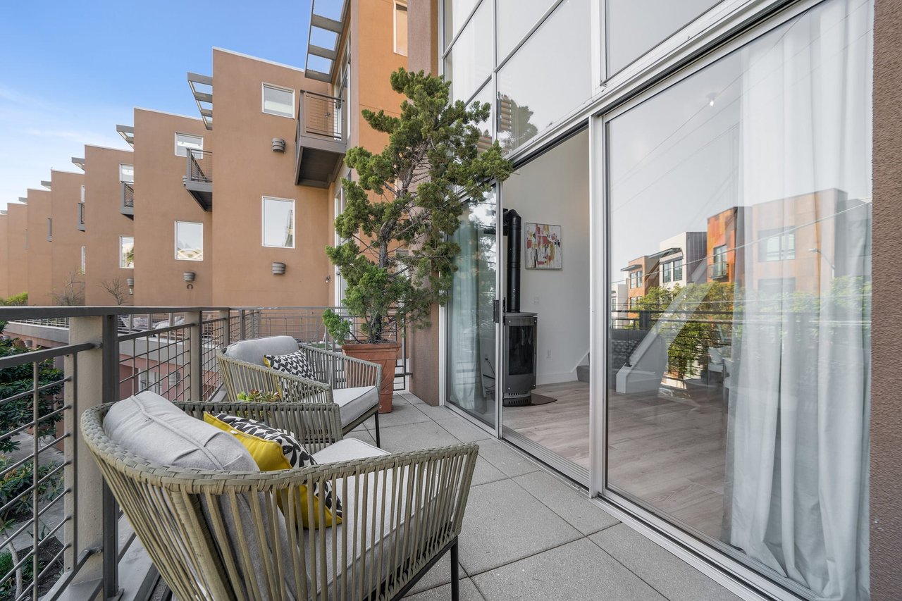 25 Sierra St, #202