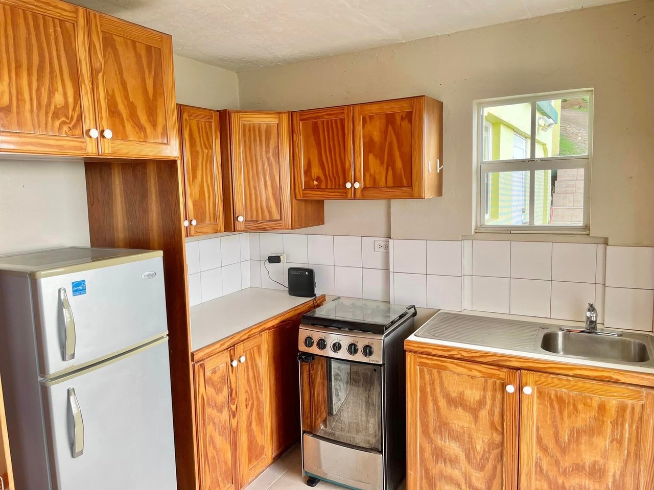 848 Carrot Bay Studio