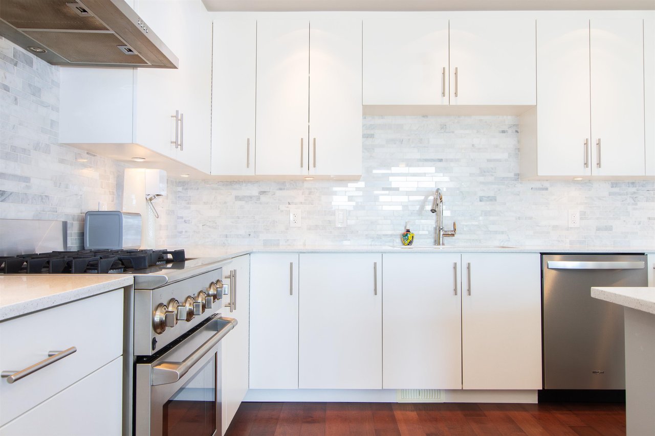 41150 Rockridge Pl