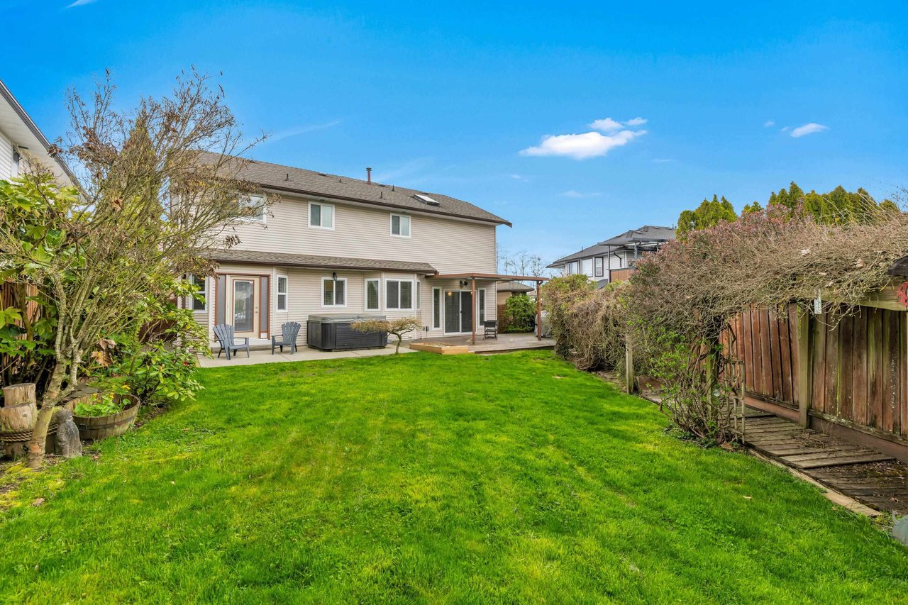 18173 Claytonwood Cres
