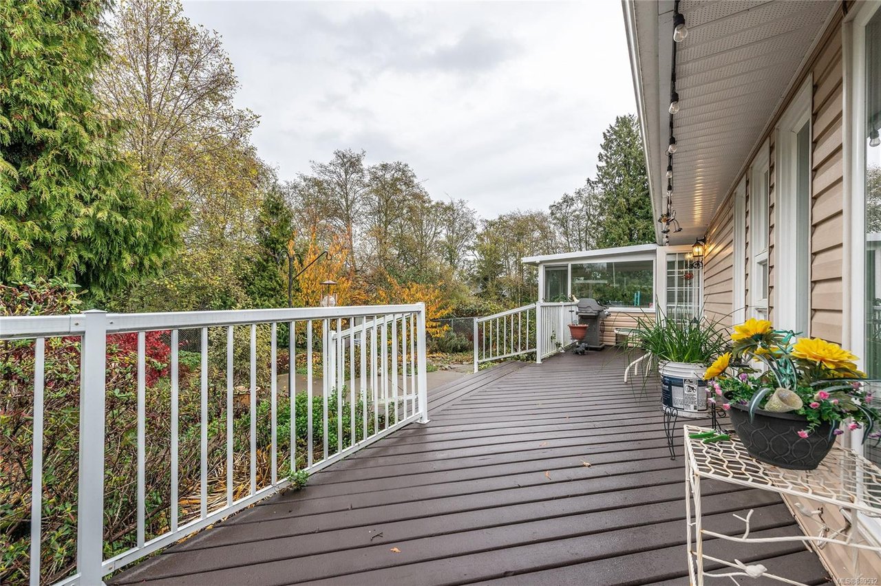 852 Ankathem Pl