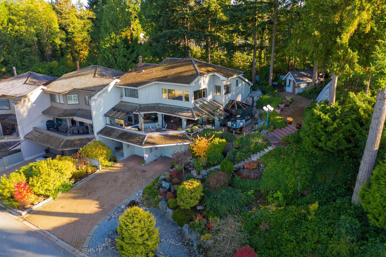 5270 Aspen Cres