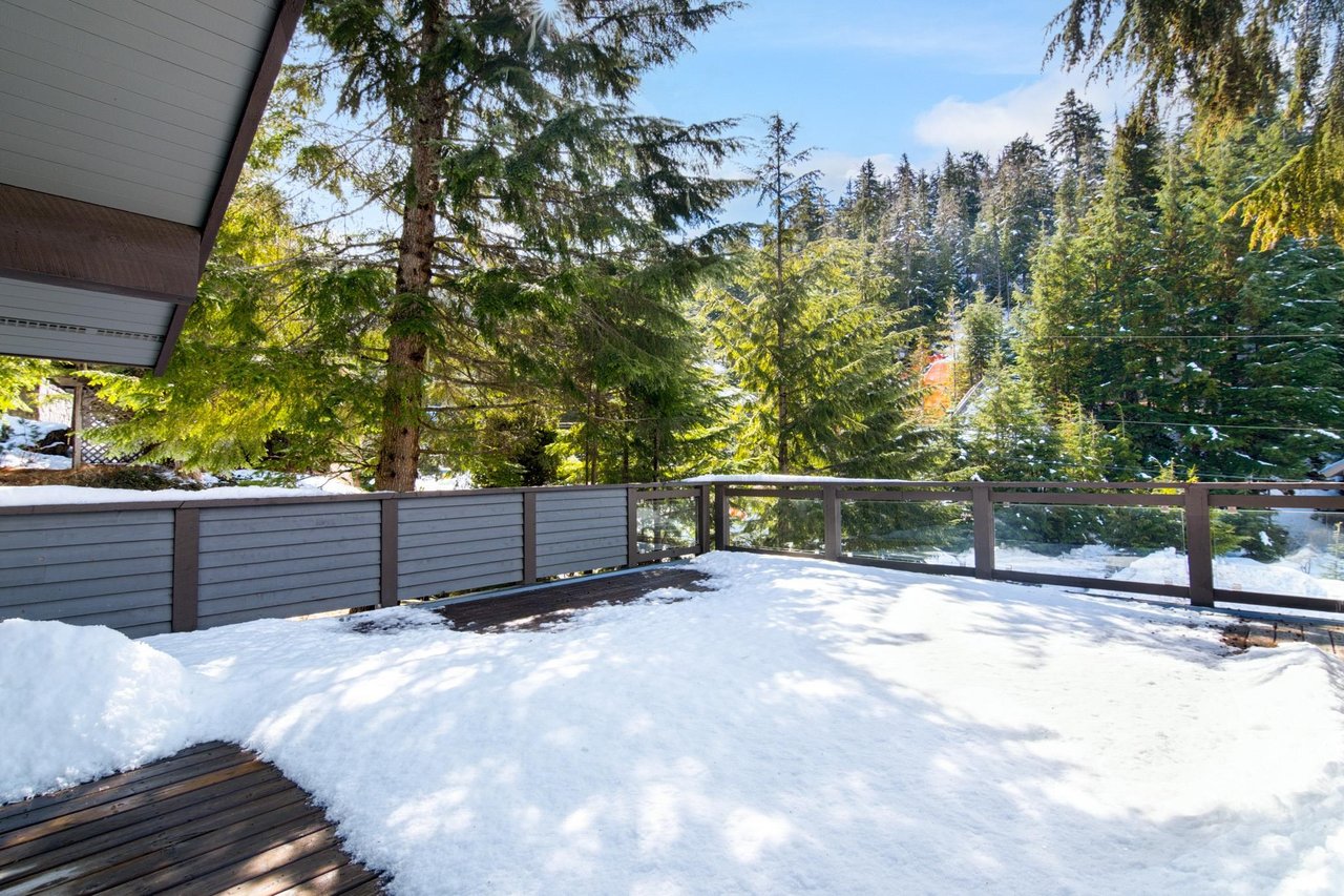 3369 Panorama Ridge