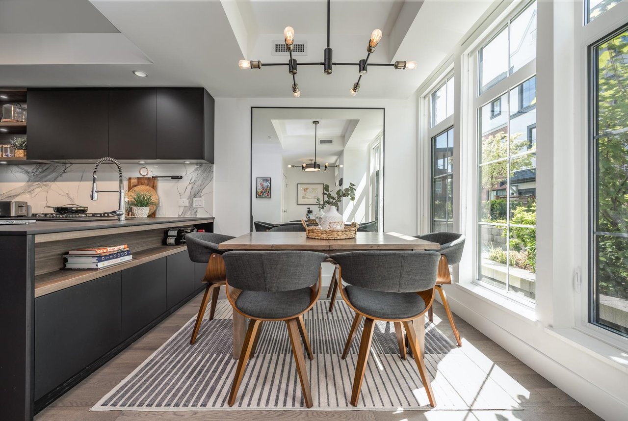 137-2070 Curling Road, North Vancouver