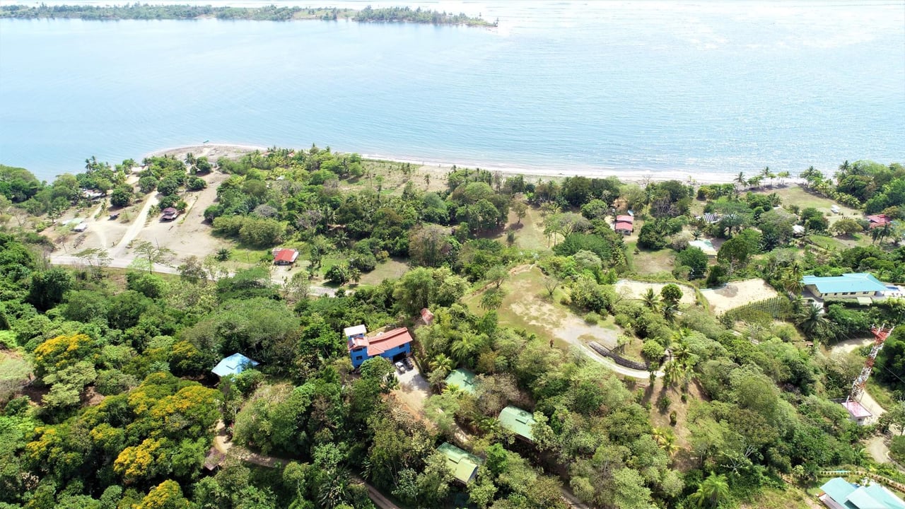 Iconic Eco-lodge With Outstanding Ocean, Sunset, and Mountain Views
