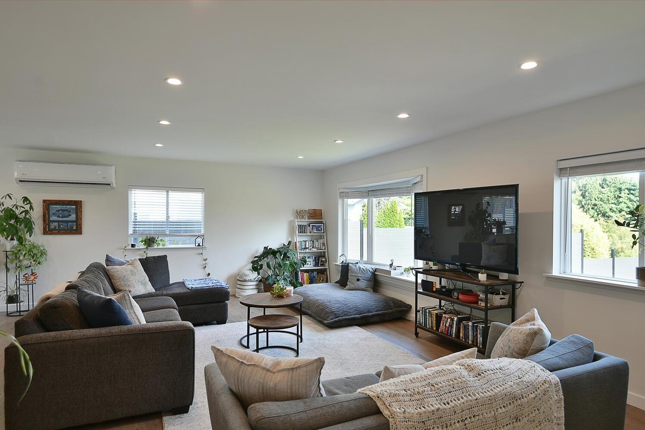 681 Fairmont Rd