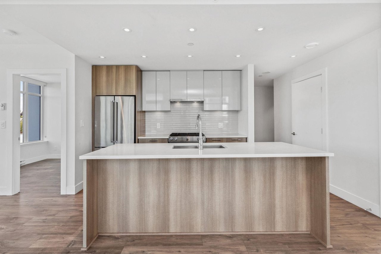 1602-258 Nelson's Court, New Westminster
