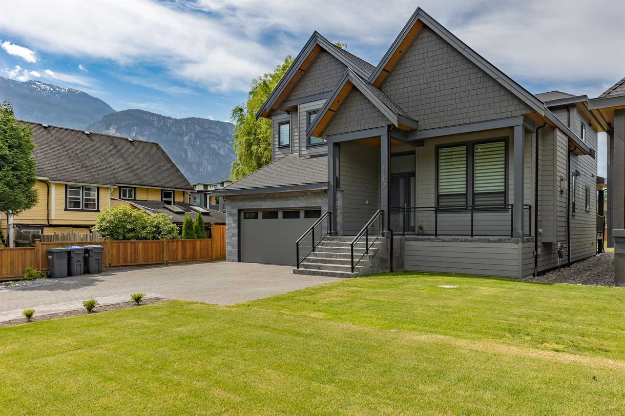 1140 Wilson Cres