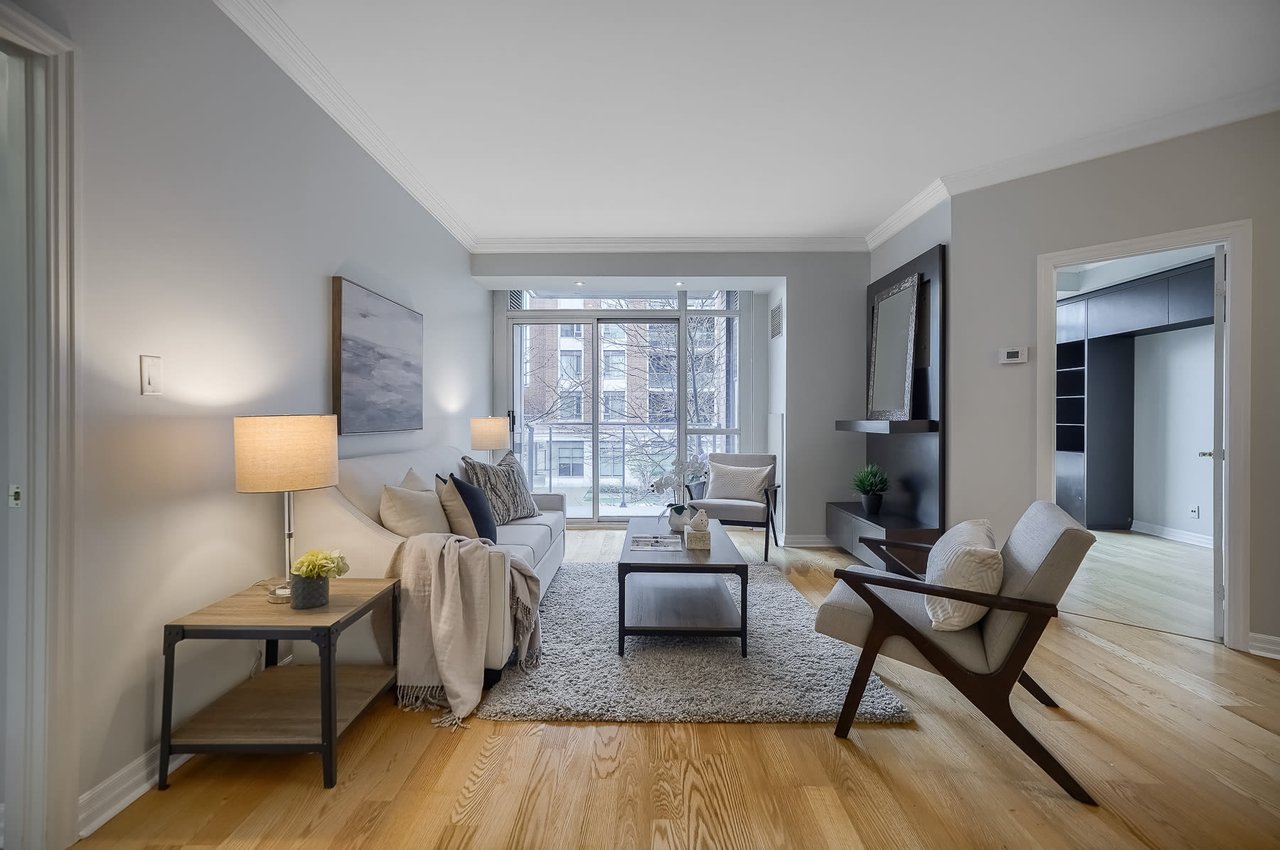 80 Port St E #212 