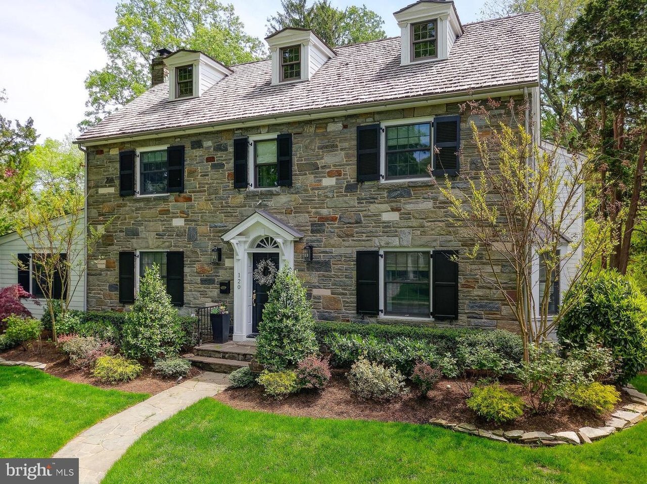 120 Gill Rd