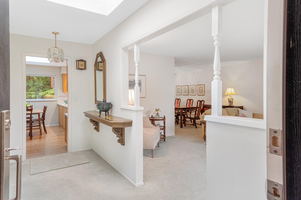 1760 Medwin Pl