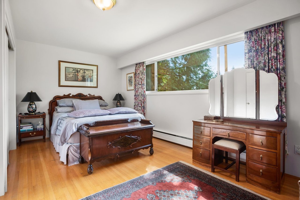 791 Southborough Drive, West Vancouver