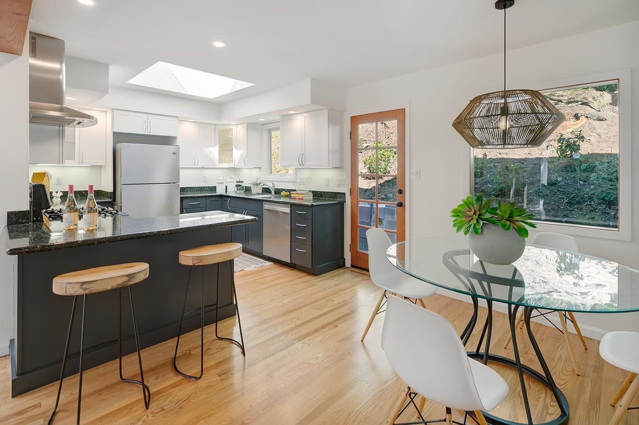 7 Crescent Lane, Fairfax