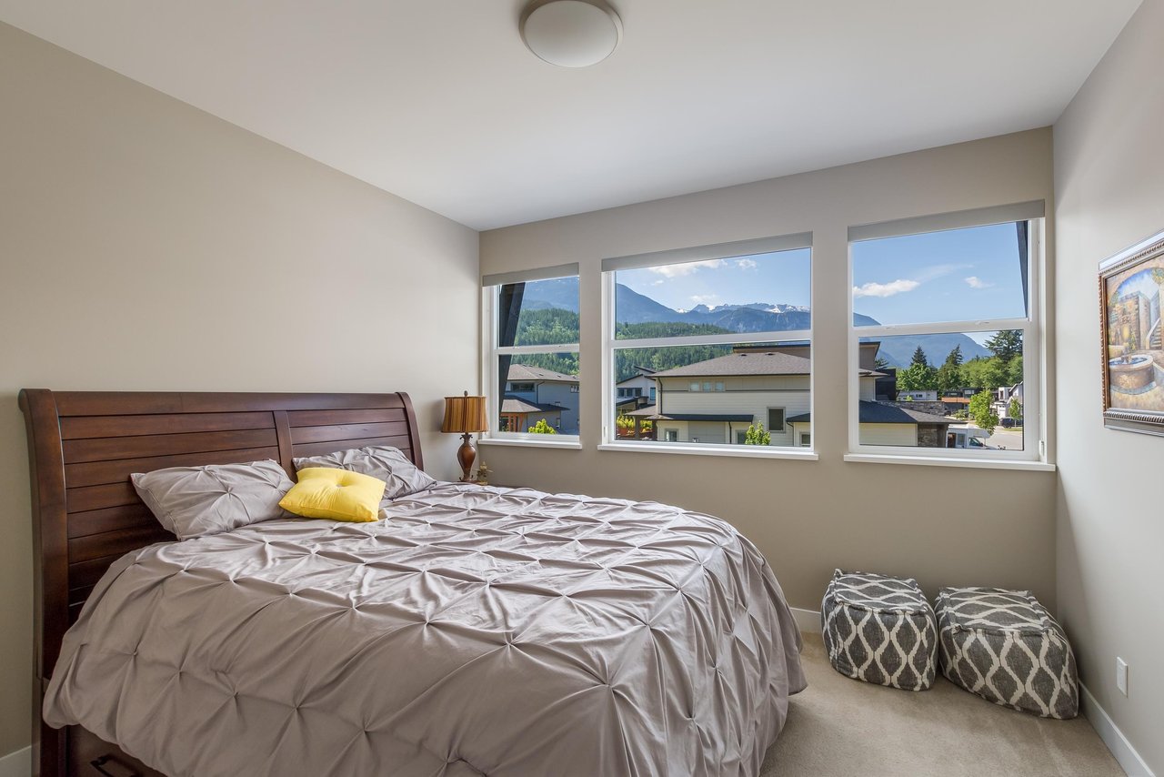 39279 Mockingbird Cres