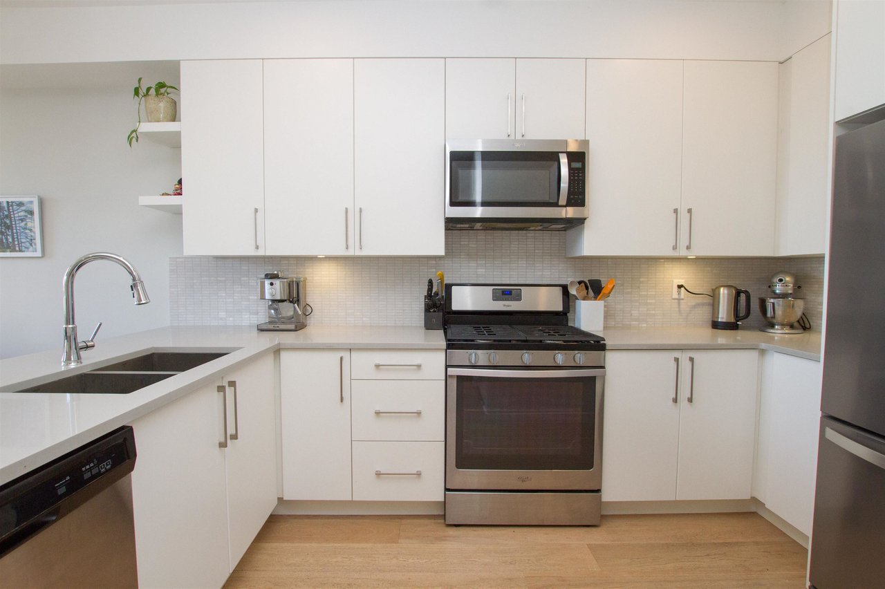4-41333 Skyridge Pl