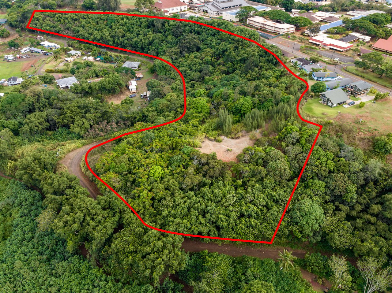 NEW LISTING: Kahumoku Road, Unit 6, Lihue, HI 96766