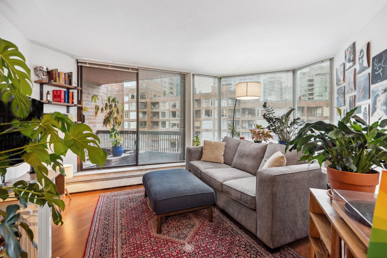 615-1330 Burrard St