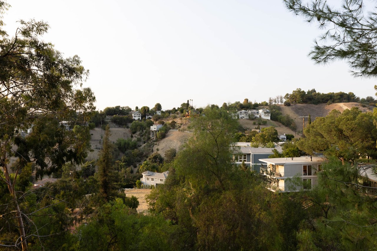 A reimagined midcentury retreat by Design Assembly in Montecito Heights