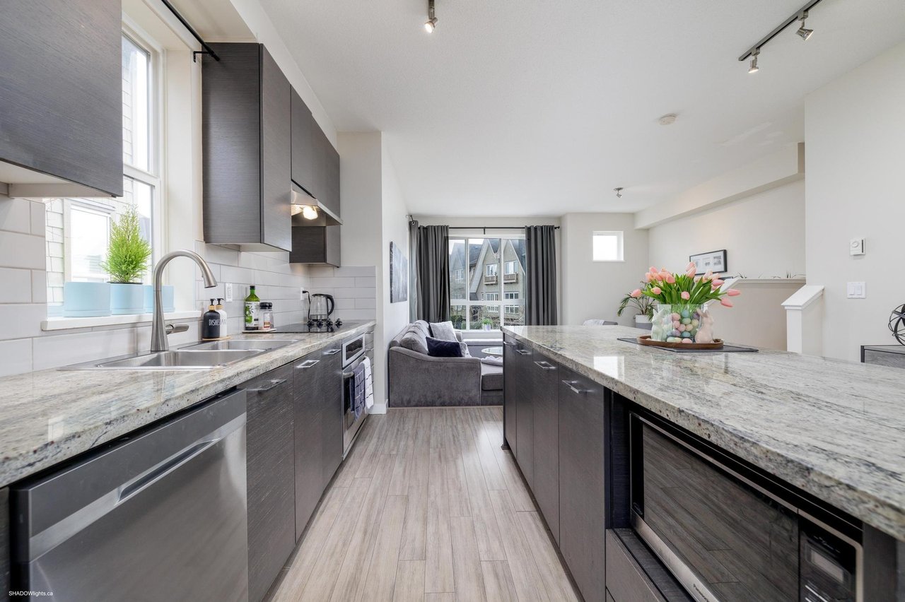 54-10489 Delsom Cres