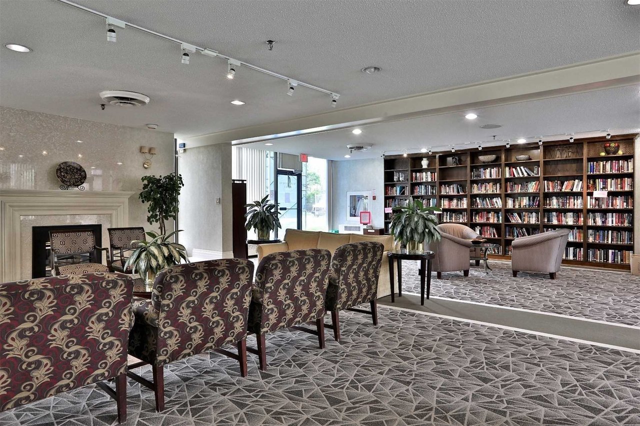 65 Skymark Drive #1407