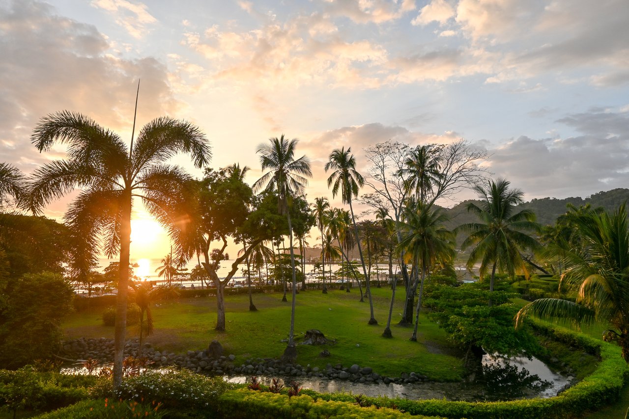 Upgraded Ocean View Condo, Los Suenos, Puntarenas