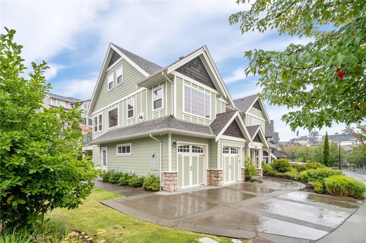 1260 Rockhampton Close