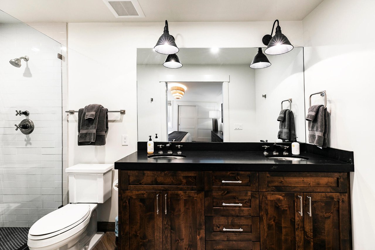Luxury and Convenience at Three Kings