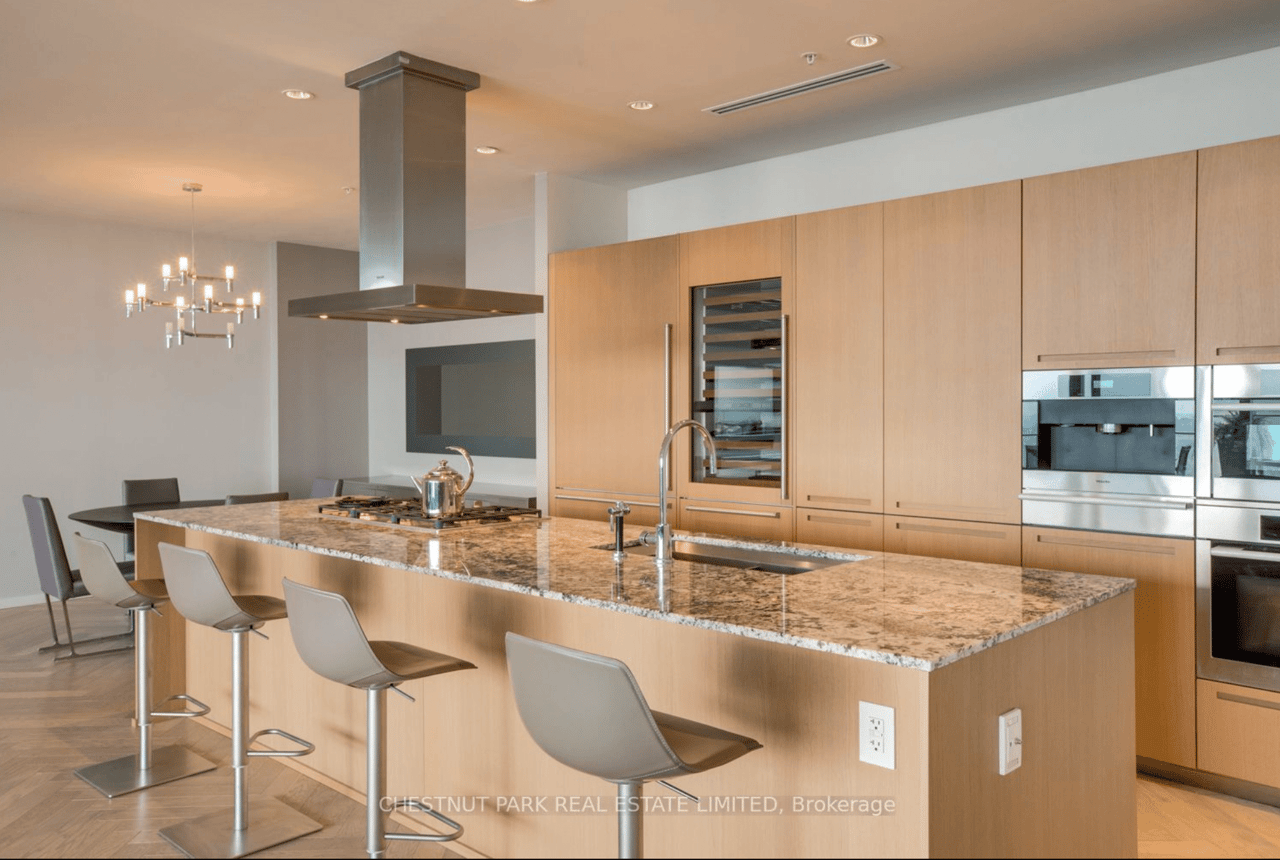 Suite 5302- 180 University Avenue