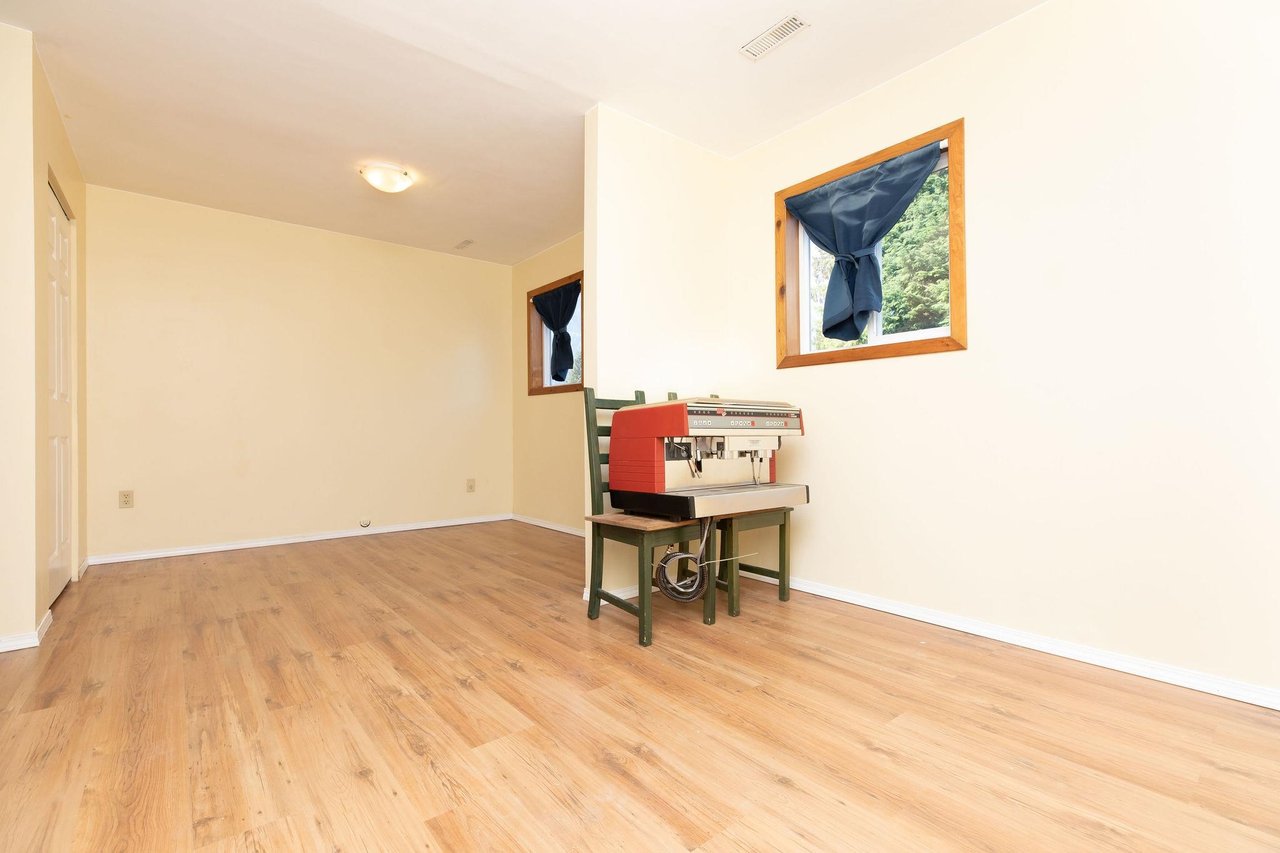 1006 Cypress Pl