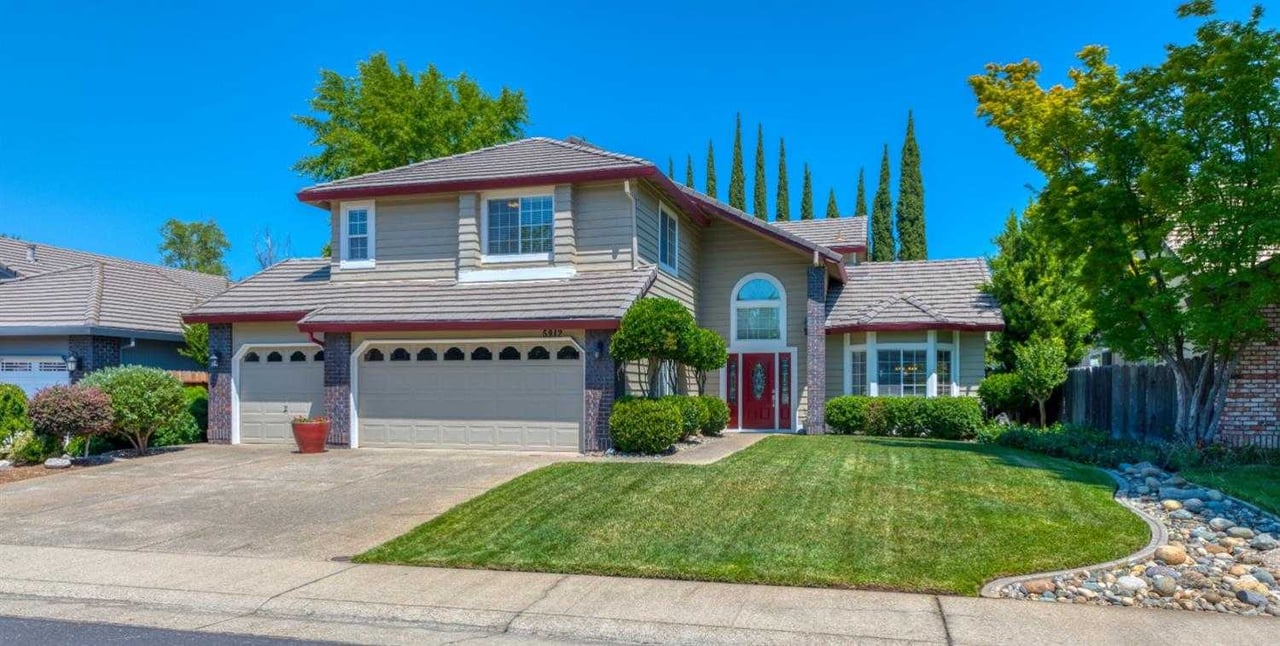 5912 Blackstone Drive