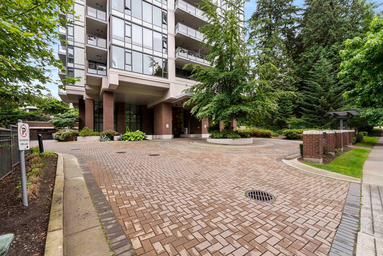 303-7088 18th Ave
