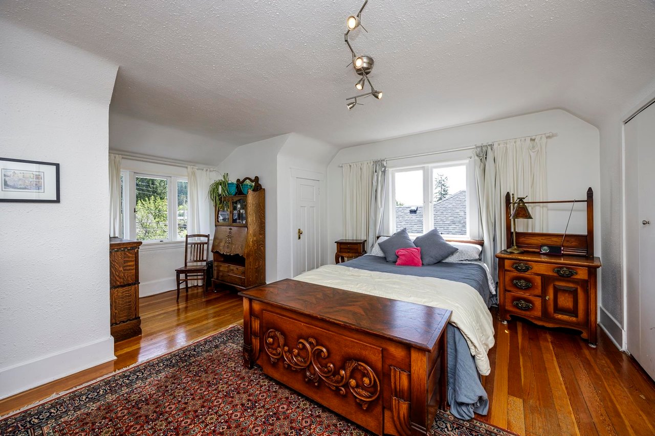 2053 St. Andrews Avenue, North Vancouver