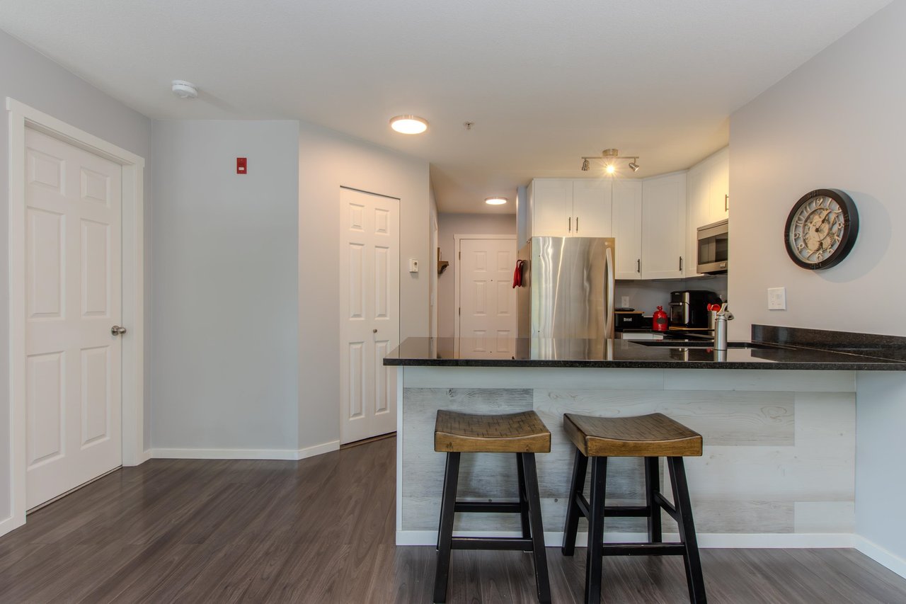 C211-40140 Willow Cres