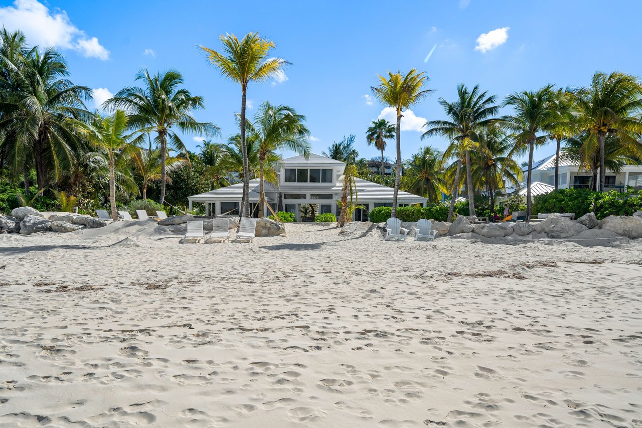 Beachfront Bliss Near Old Fort Bay