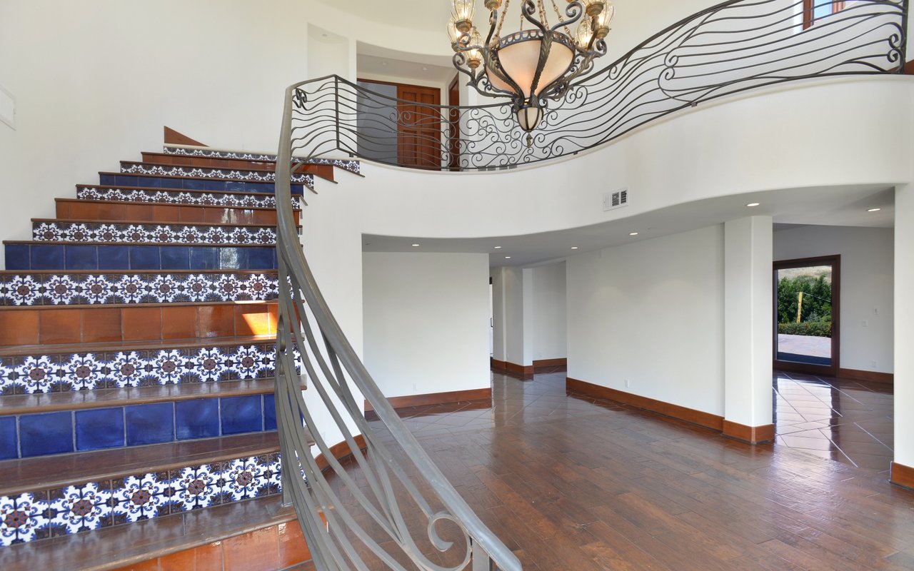 6257 Murphy Way