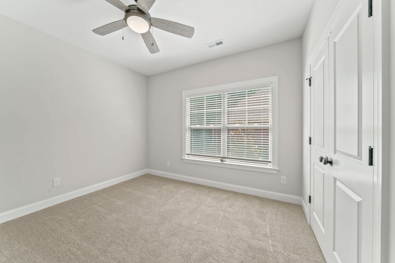 Gated Golf Community in Cherokee Ridge!