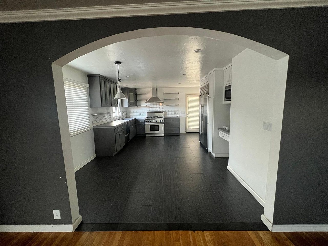 406 English Ave