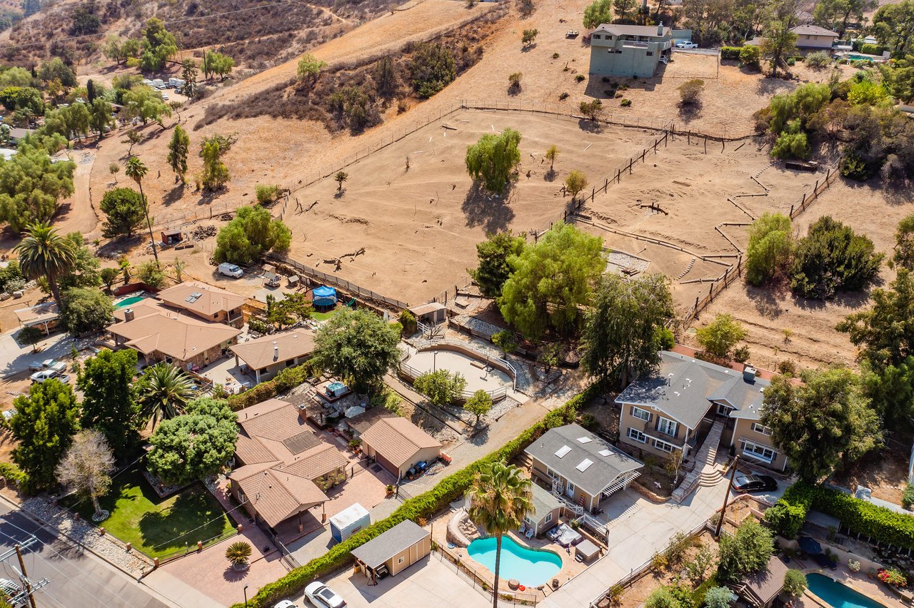 A Lil Bit O' Country in Shadow Hills * SOLD at full price
