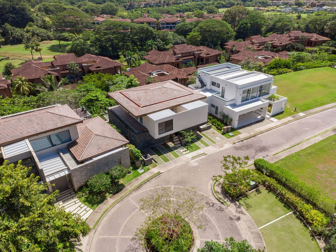 Tropical Modern Coastal Estate, Los Suenos, Puntarenas