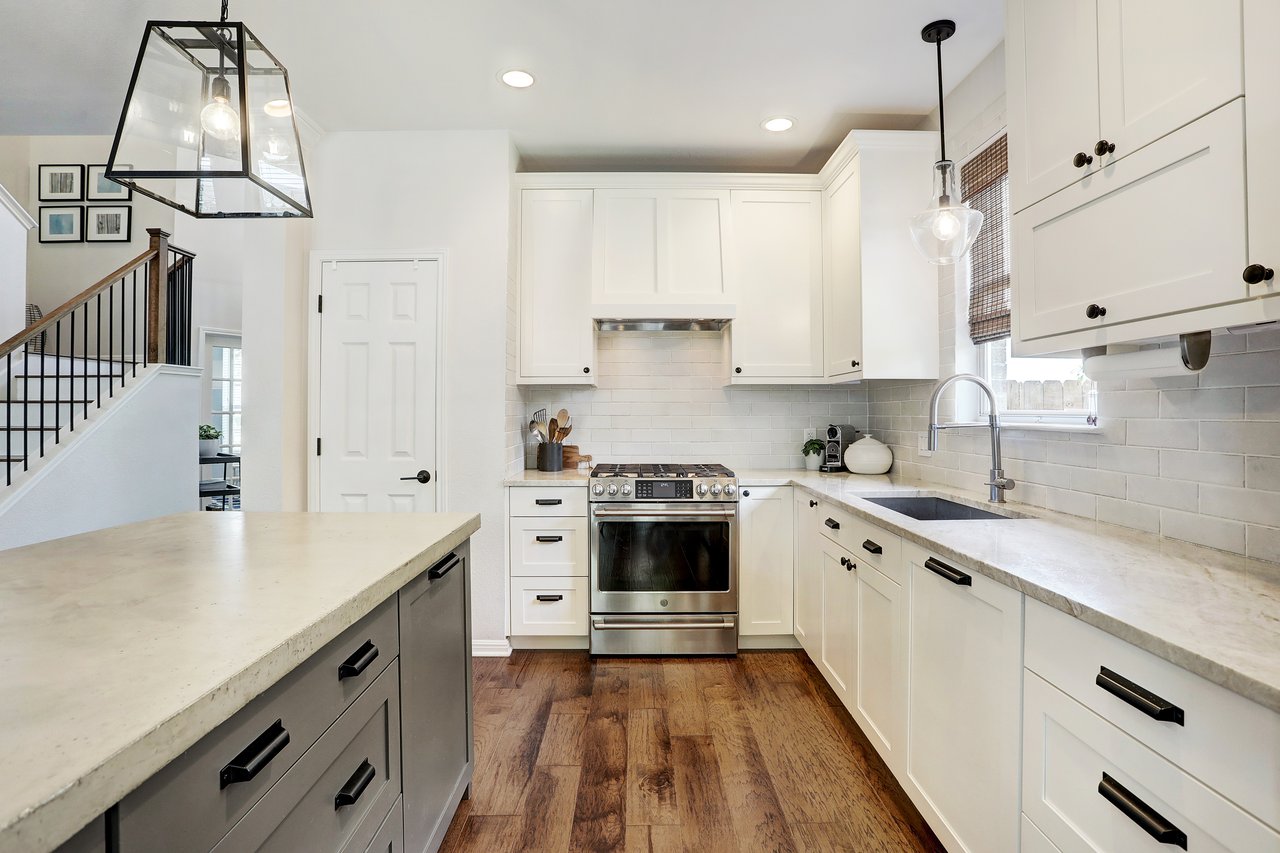 4304 Hoffman Drive | SELLER REPRESENTED
