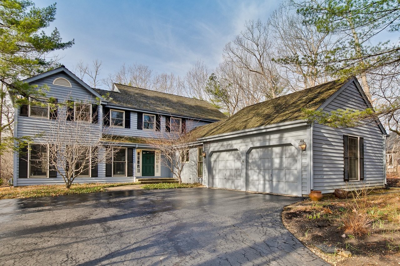 Classic Lake Bluff Tangley Oaks Home