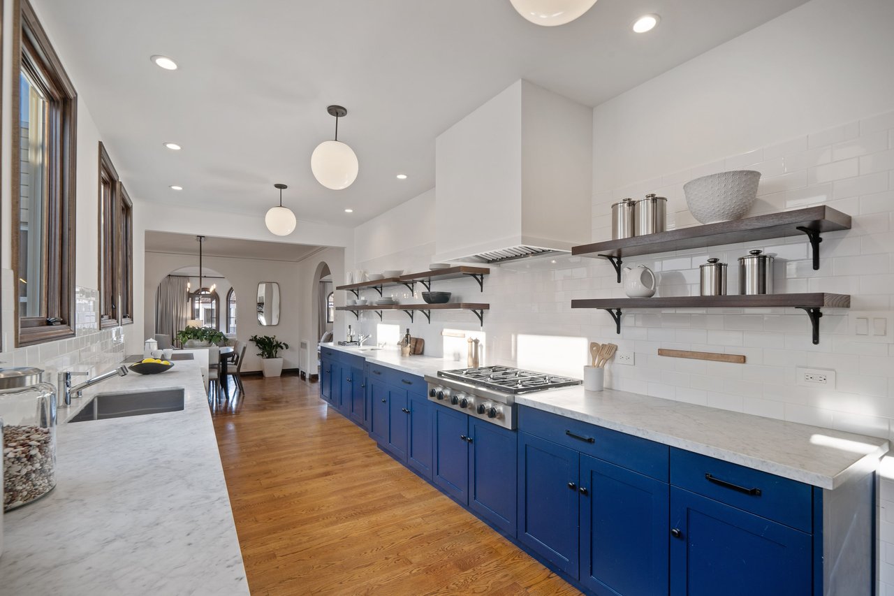 EXCEPTIONAL MARINA HOME
