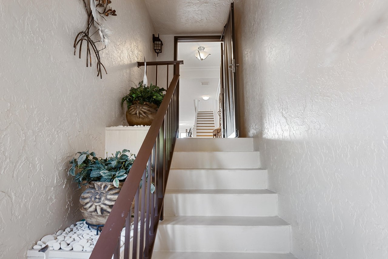300 Captain's Walk, Unit 111